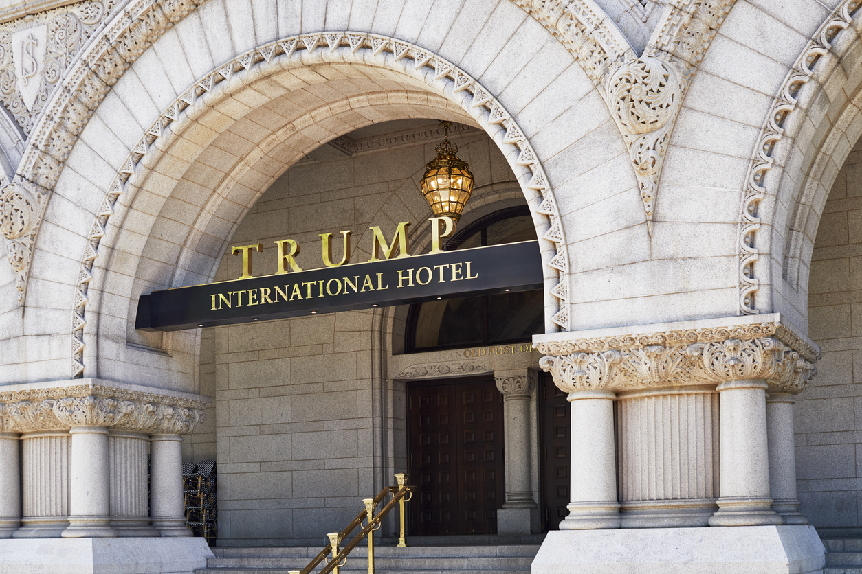 Trump International Hotel sign