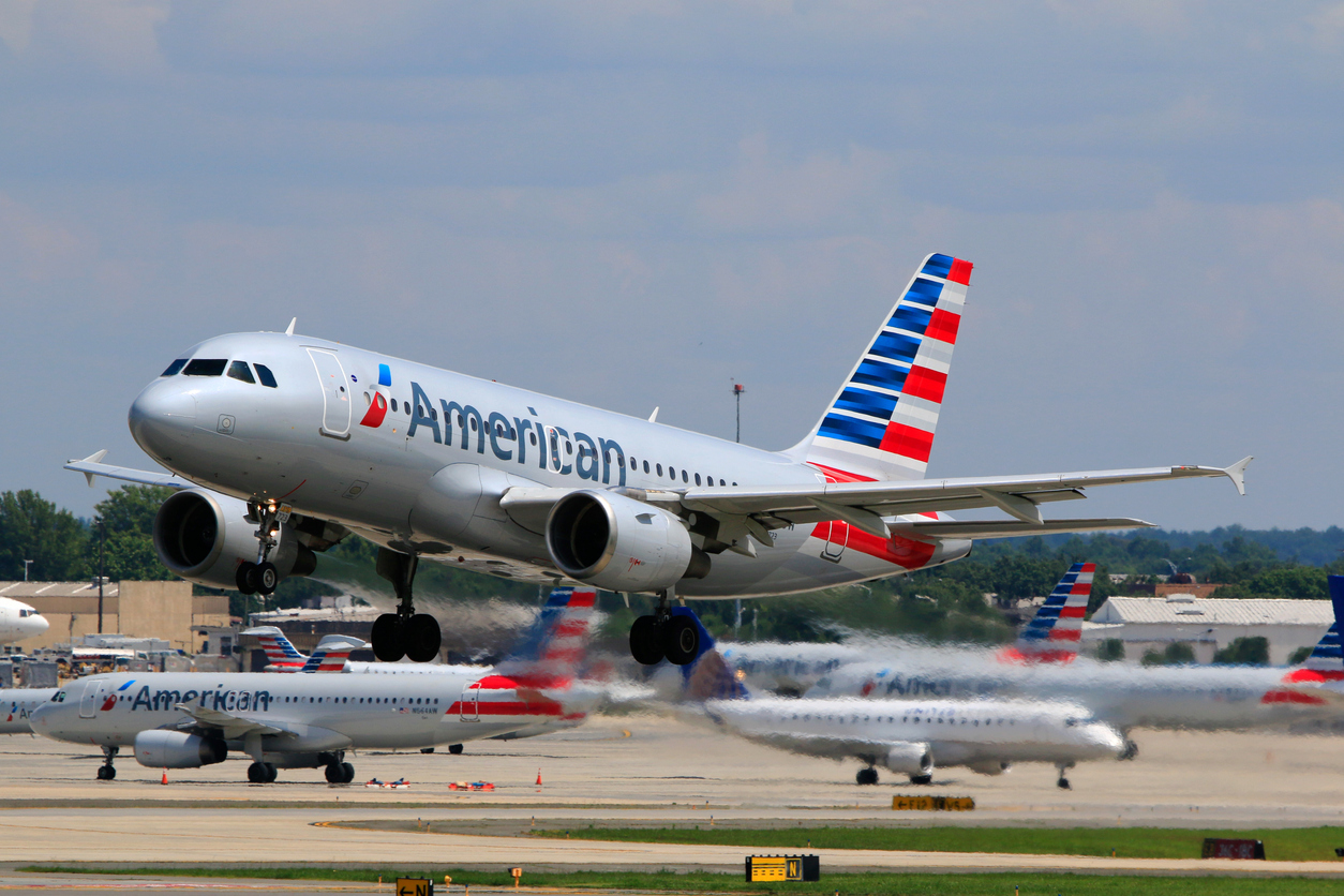 American Airlines A319 taking off at Charlotte Douglas International Airport