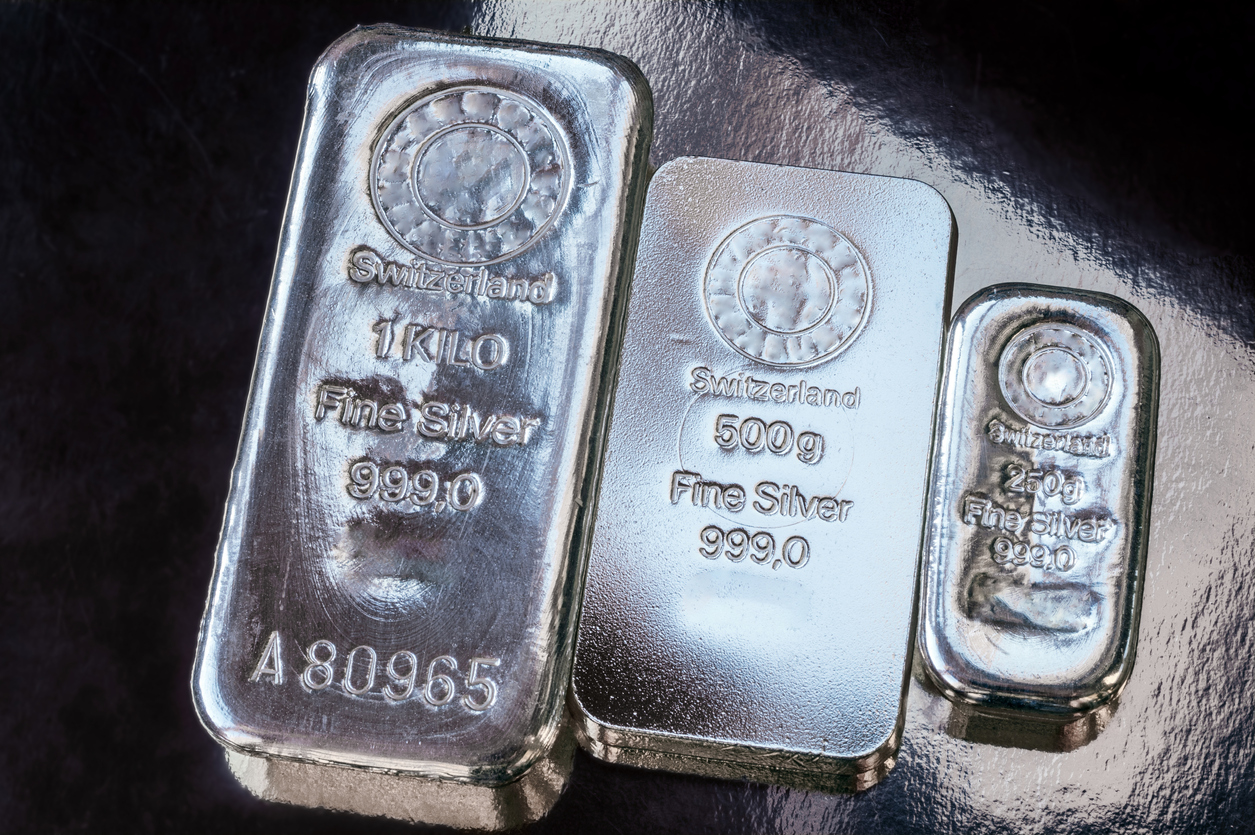 Silver bullion in different sizes