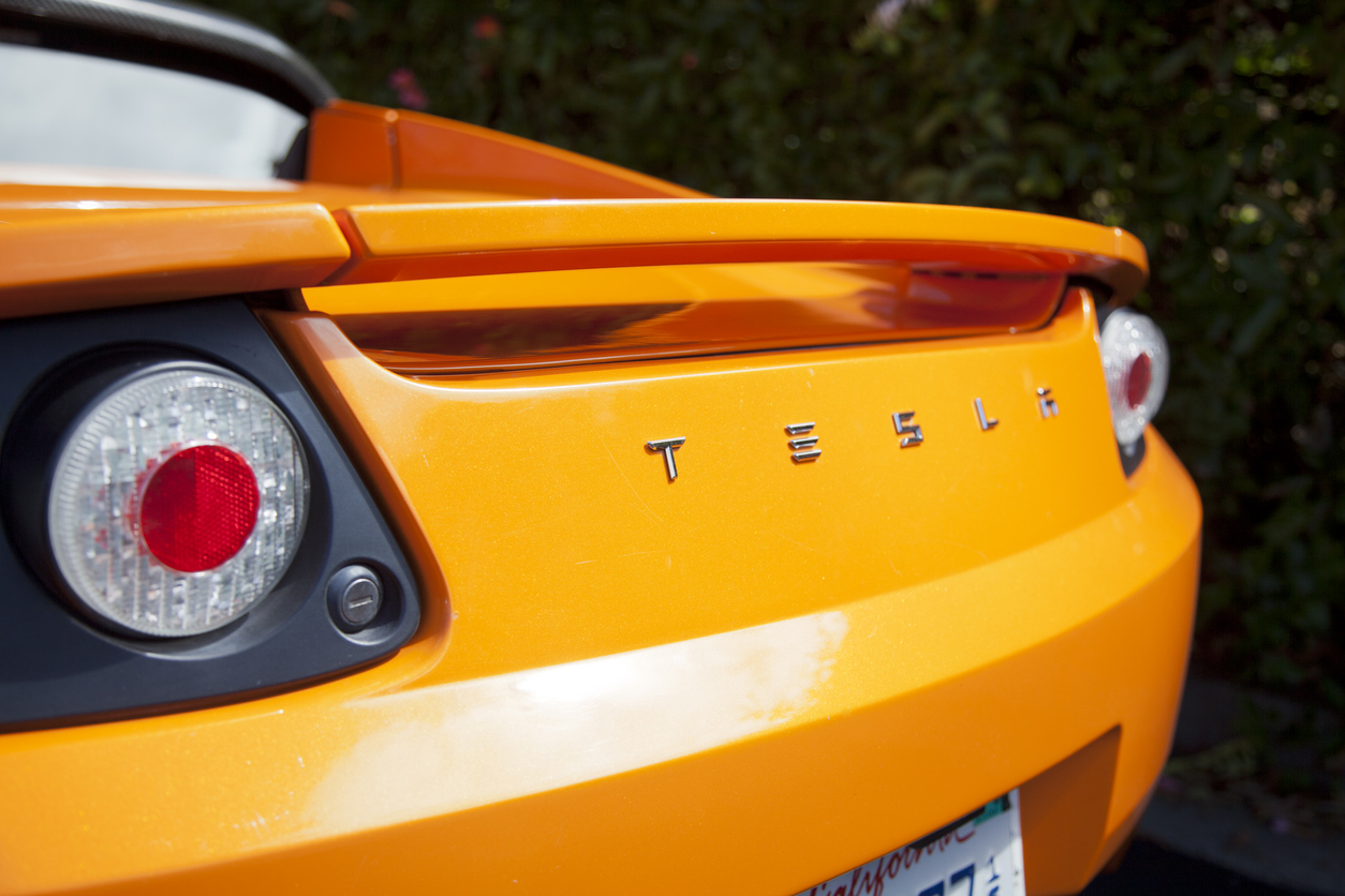 Tesla Roadster electric sports ca