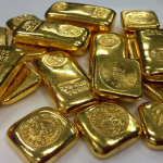 Central Banks’ Gold-Buying Spree Raises Investor Interest: Should You Follow Their Lead?