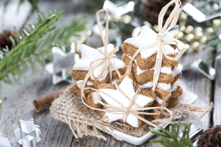 christmas sweets (cinnamon cookies)