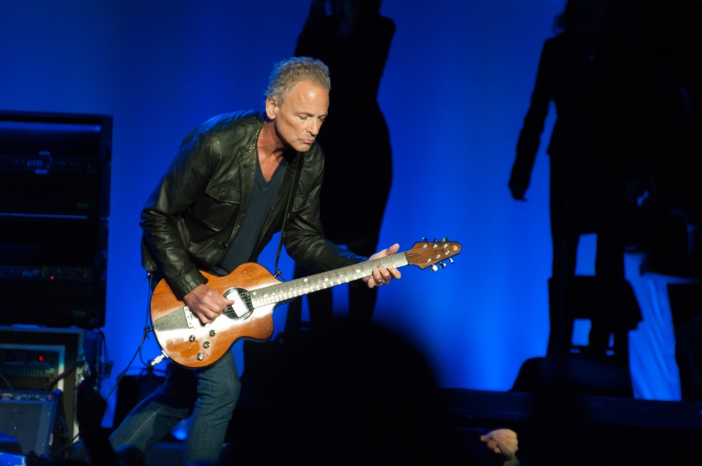 sacramento,,ca, ,july,6:,lindsey,buckingham,of,fleetwood,mac