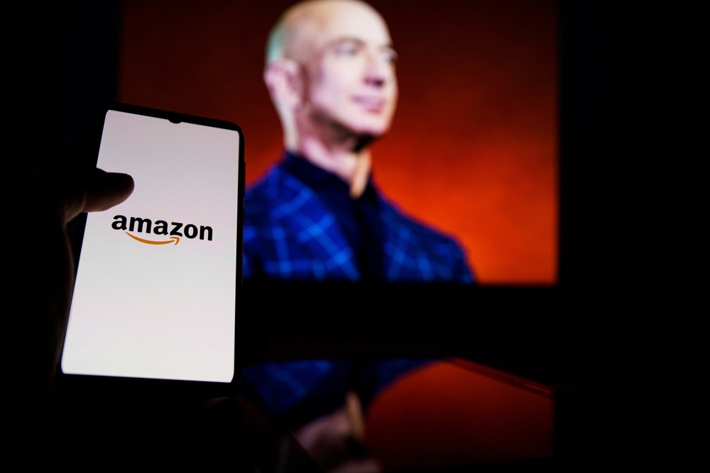 kaunas,,lithuania, ,2022,april,14:,amazon,logo,on,screen