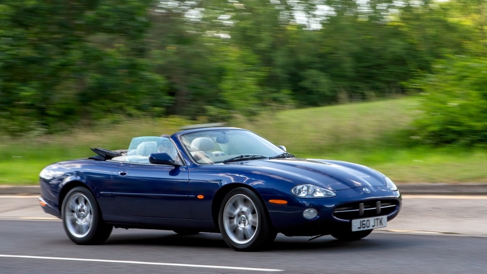 milton,keynes,uk, ,june,21st,2024:,2000,blue,jaguar,xk8