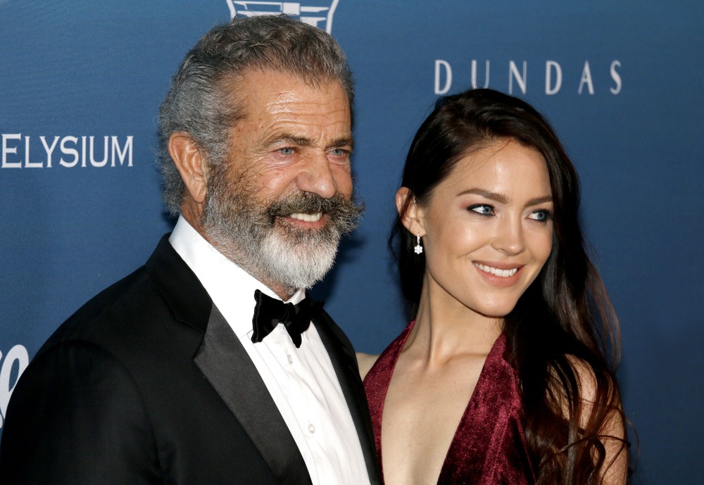 mel,gibson,and,rosalind,ross,at,the,art,of,elysium's