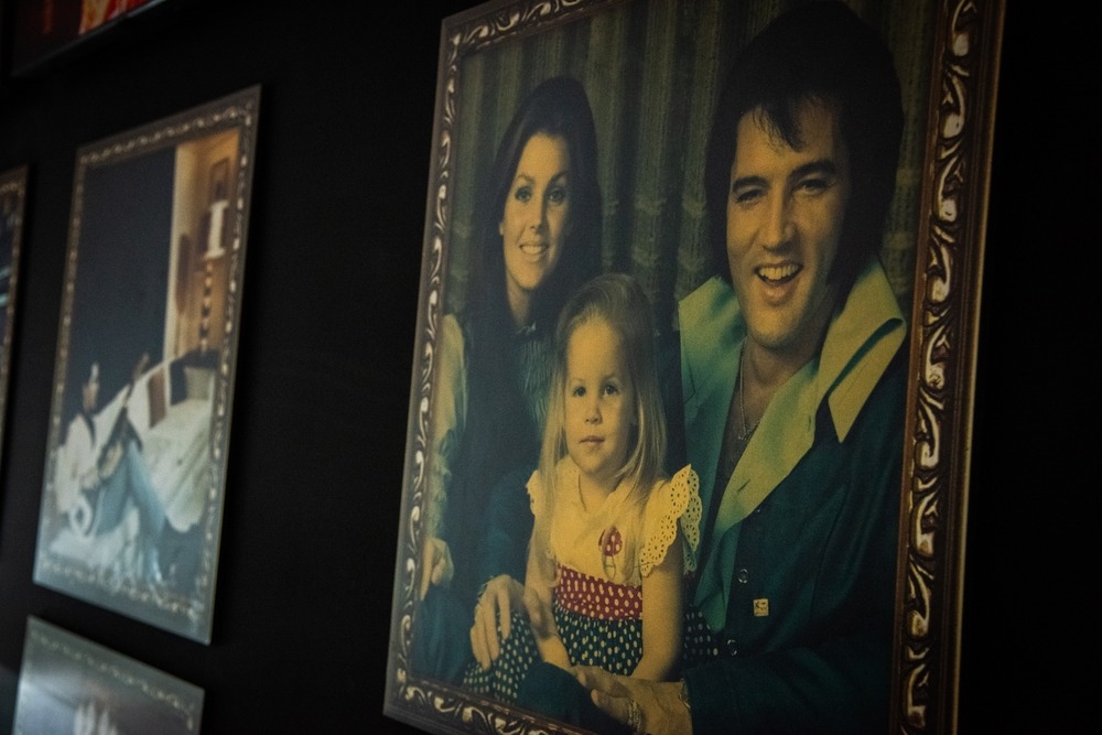 london,,england,,uk, ,october,19,,2023:,elvis,presley,family