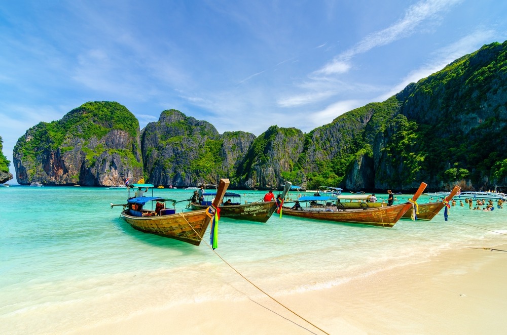 maya,bay,20,11,2011,beach,withtraditional,wooden,longtail,boat