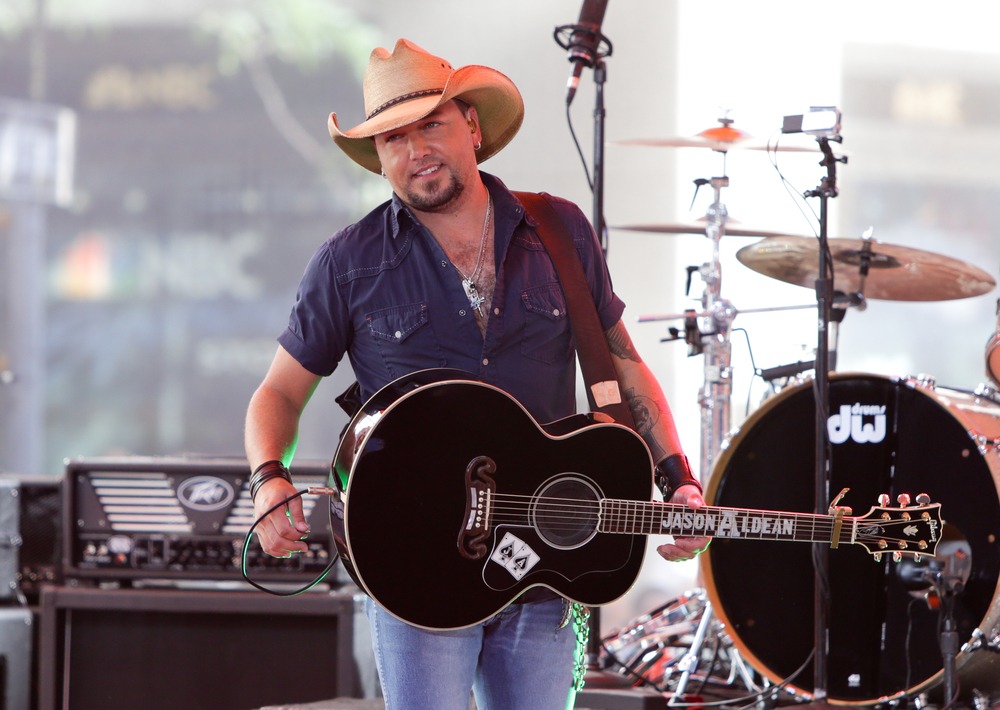 new,york jul,31:,country,music,artist,jason,aldean,performs,onstage