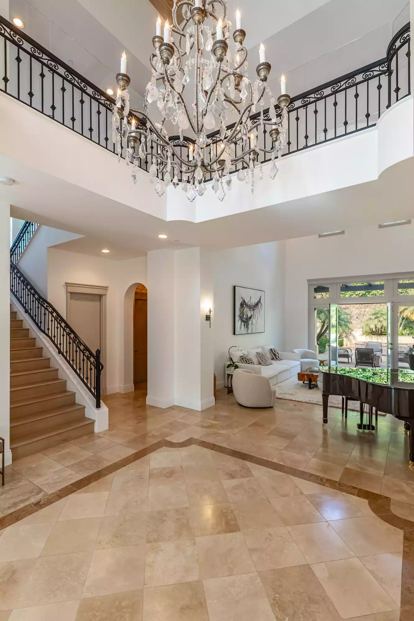 britney spears home for sale4 21425 44cb36e14c1d494ebafbc98b47ac1d80