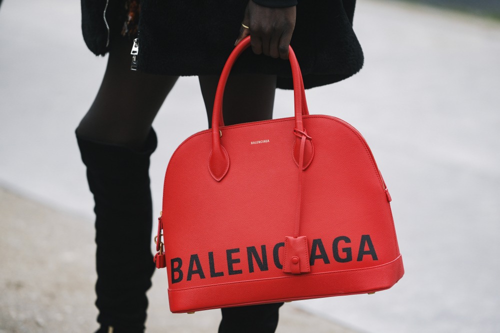 paris,,france, ,march,03,,2019:,street,style,outfit,,balenciaga