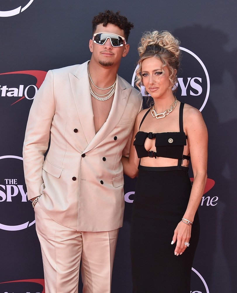 los,angeles, ,jul,12:,patrick,mahomes,and,brittany,mahomes