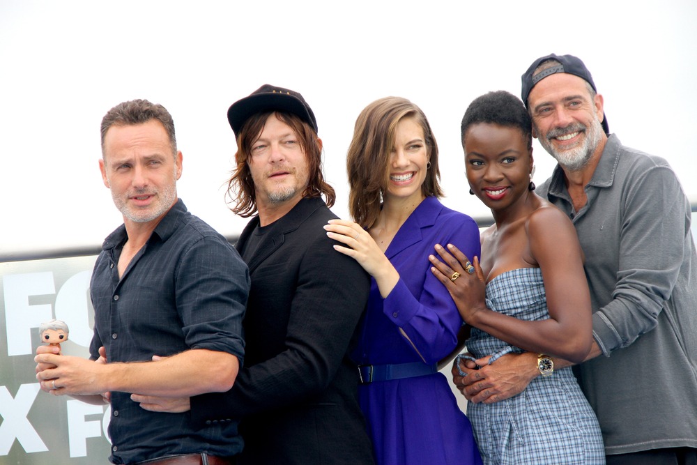 cast,members,of,"the,walking,dead",arrive,at,a,special